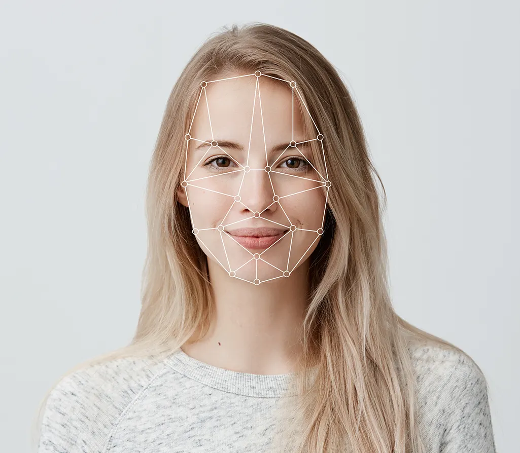 face-white_small1